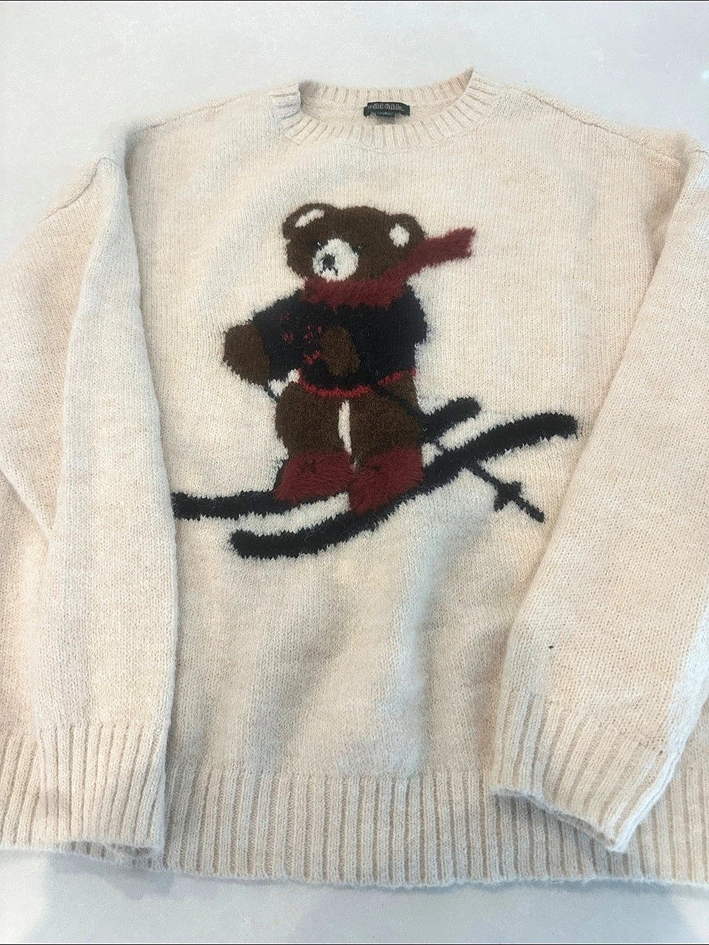 wild fable Women'Small Crewneck Pullover Heritage Novelty Sweater Bear Graphic